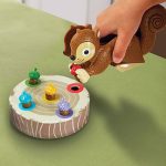 Educational-Insights-The-Sneaky,-Snacky-Squirrel-Game